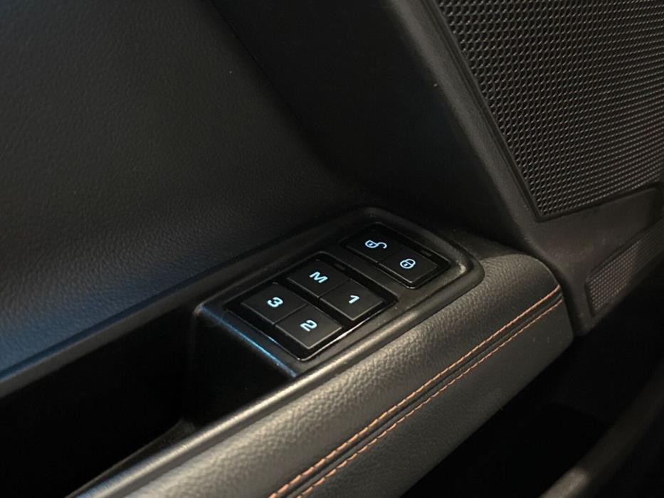 JAGUAR XE 2015