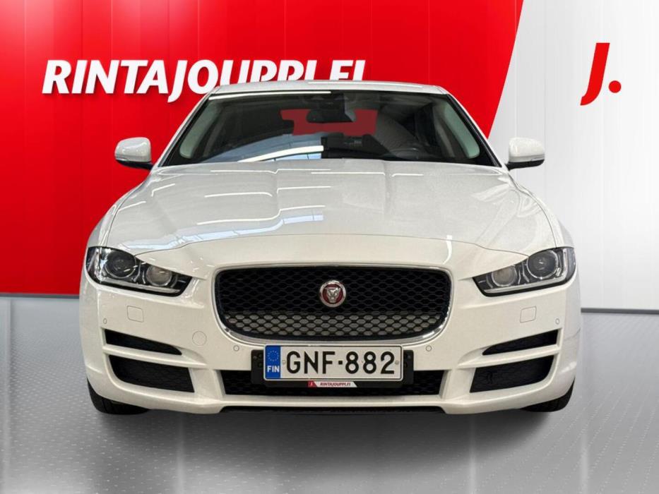 JAGUAR XE 2015