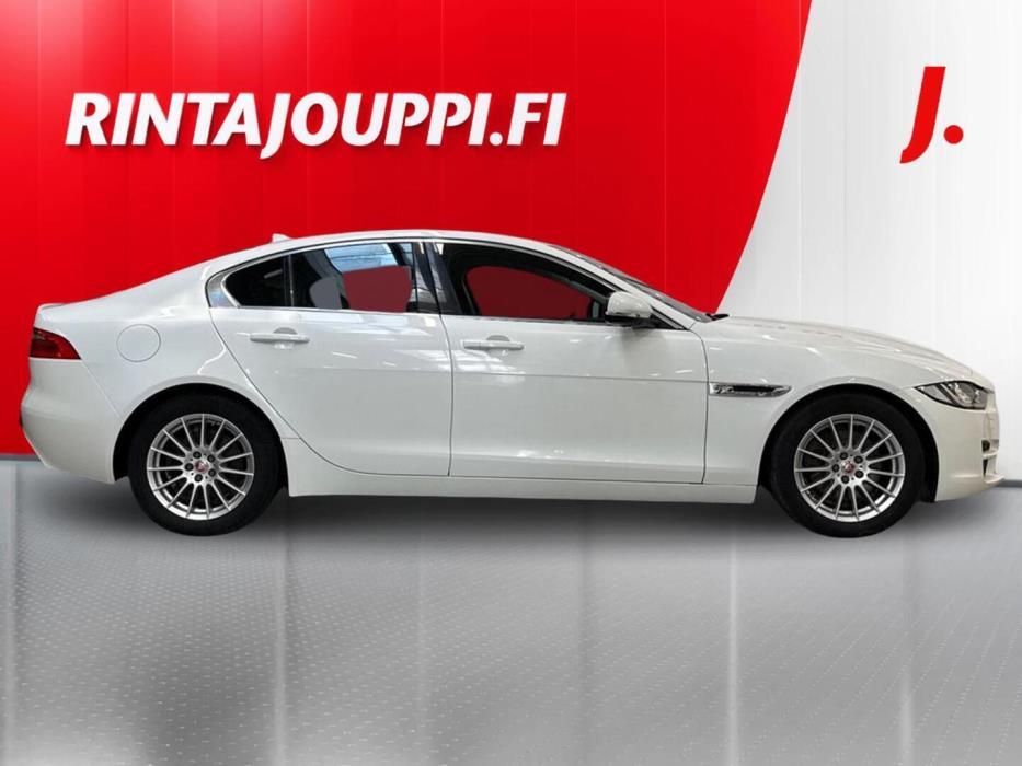 JAGUAR XE 2015