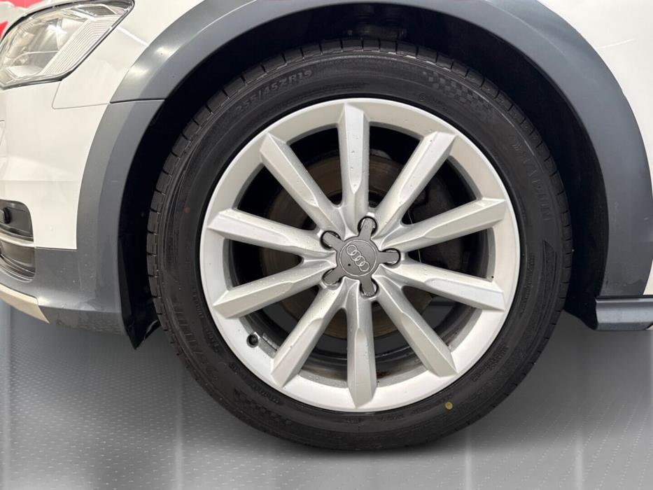 AUDI A6 allroad quattro 2016