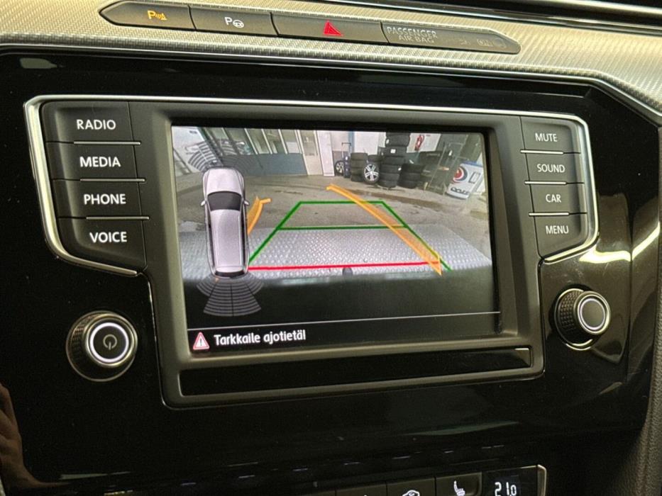 VOLKSWAGEN Passat 2016