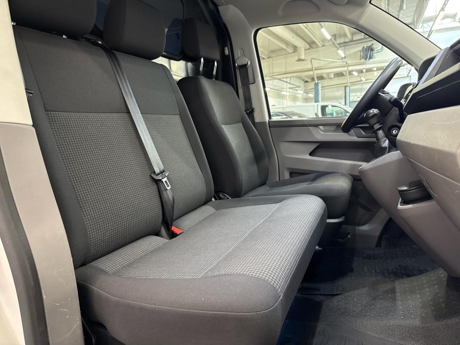 VOLKSWAGEN Transporter 2020