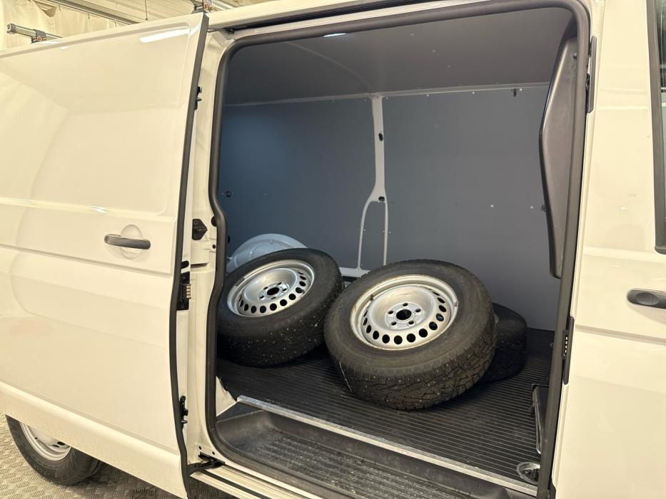 VOLKSWAGEN Transporter 2020