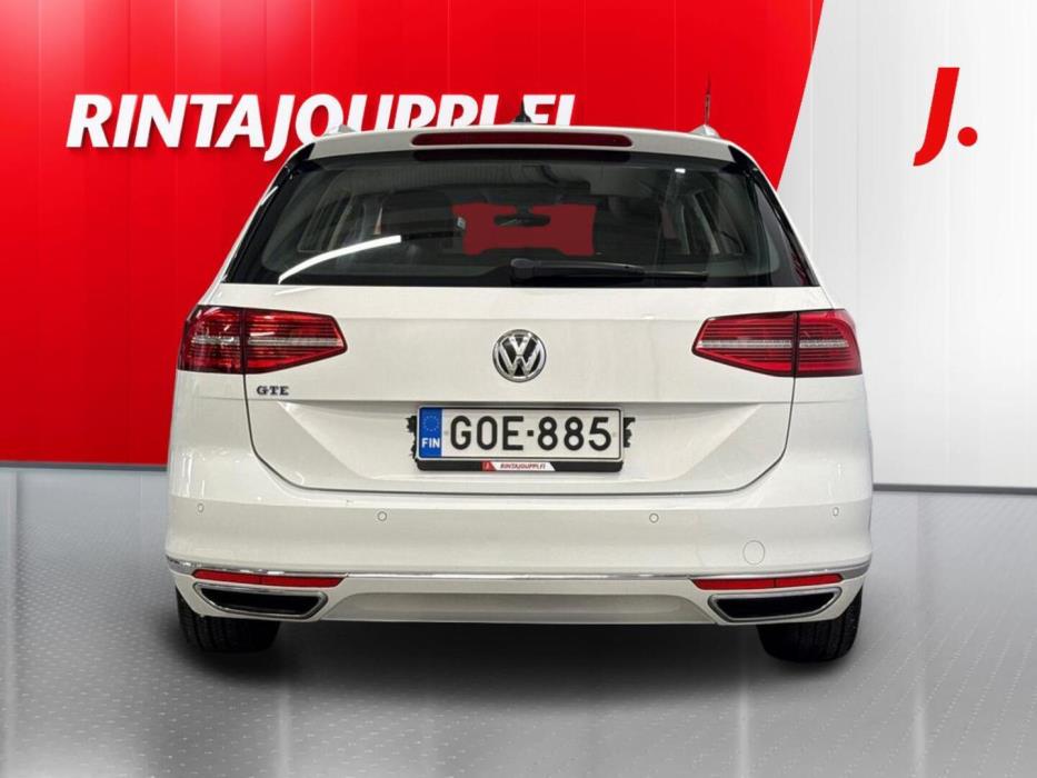 VOLKSWAGEN Passat 2016