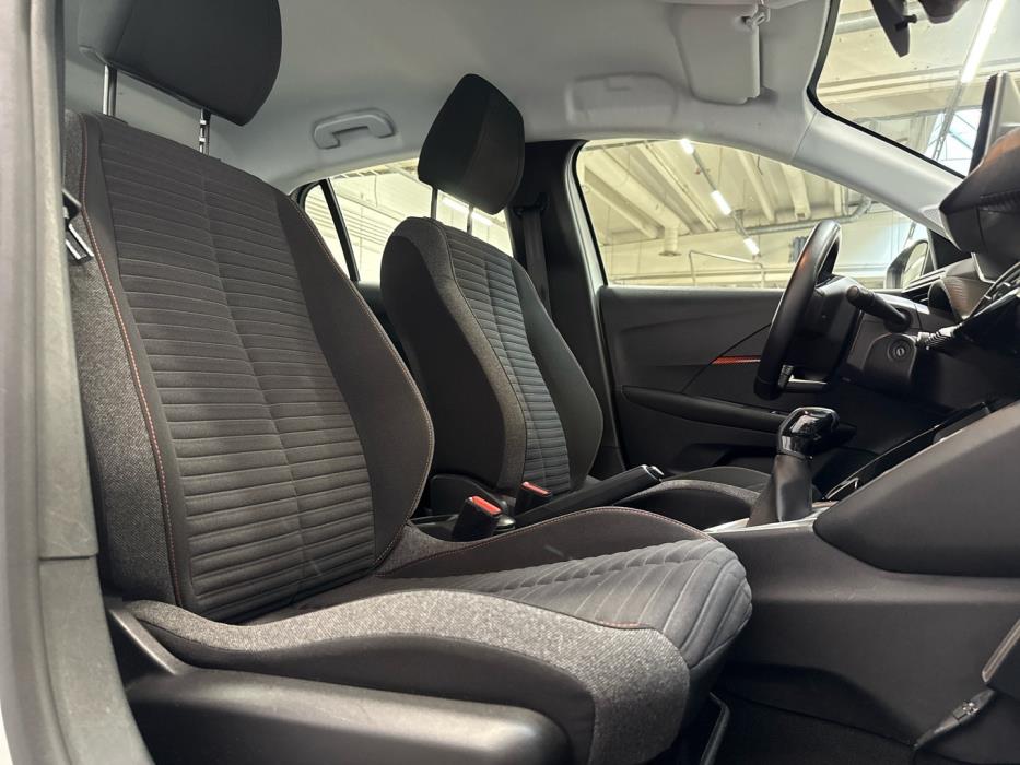 PEUGEOT 208 2023