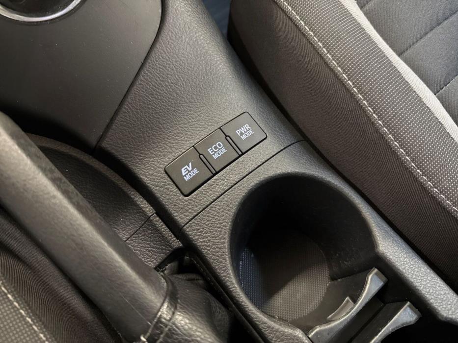 TOYOTA Auris 2018