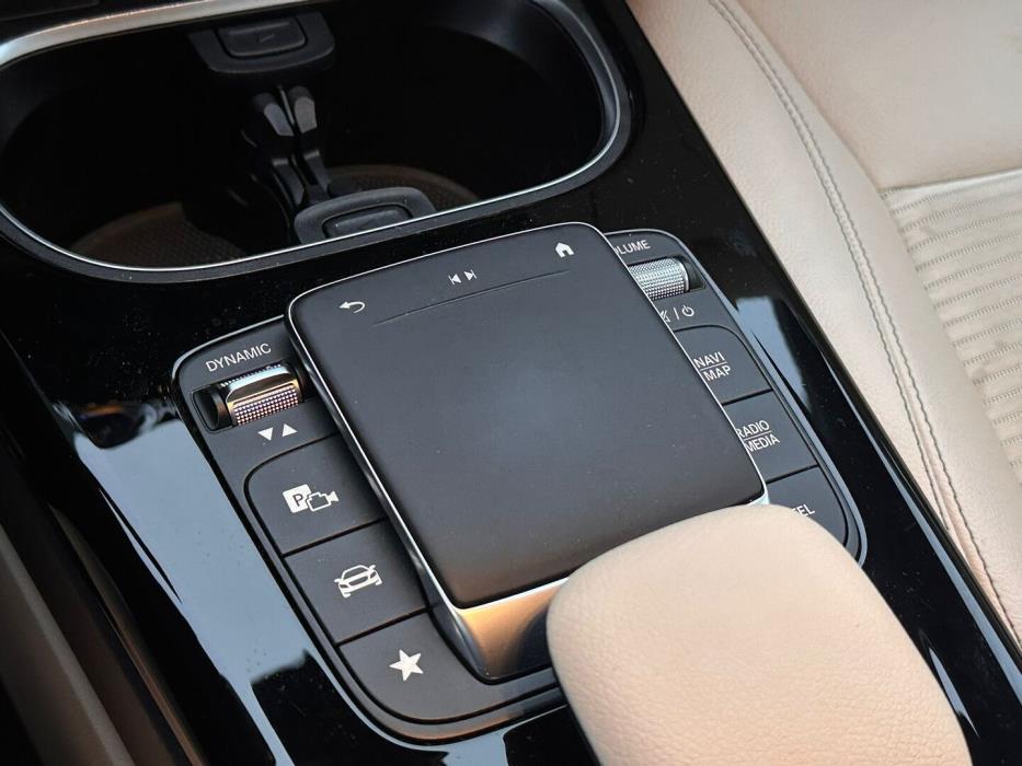 MERCEDES-BENZ CLA 2023