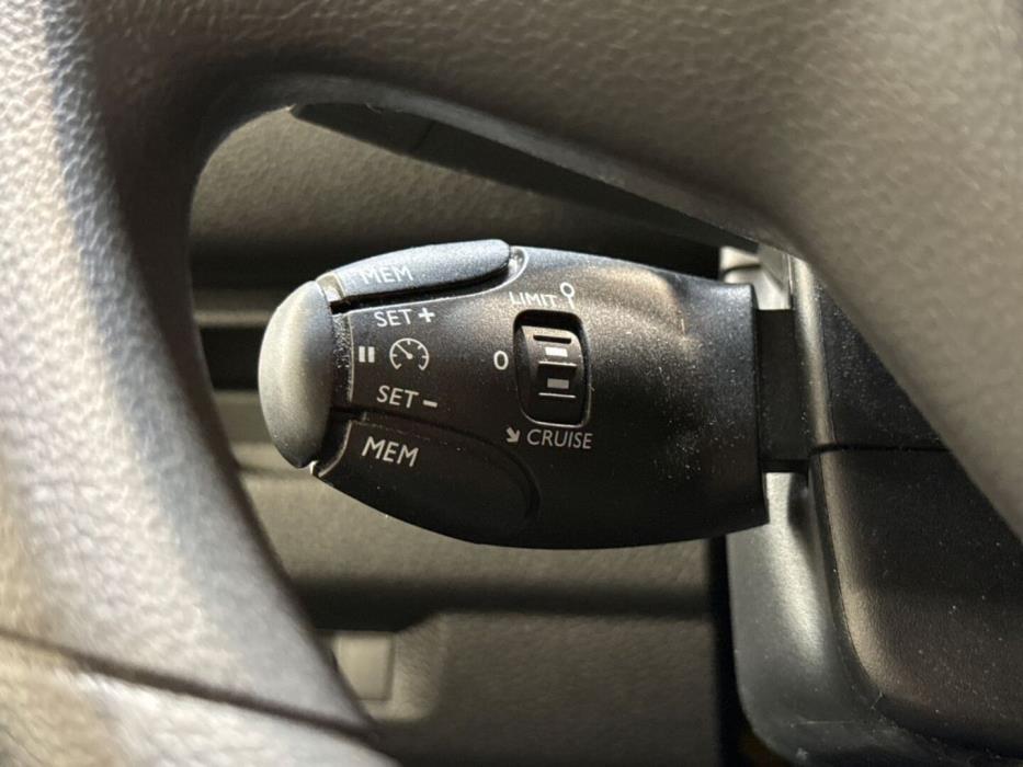 TOYOTA Proace 2023