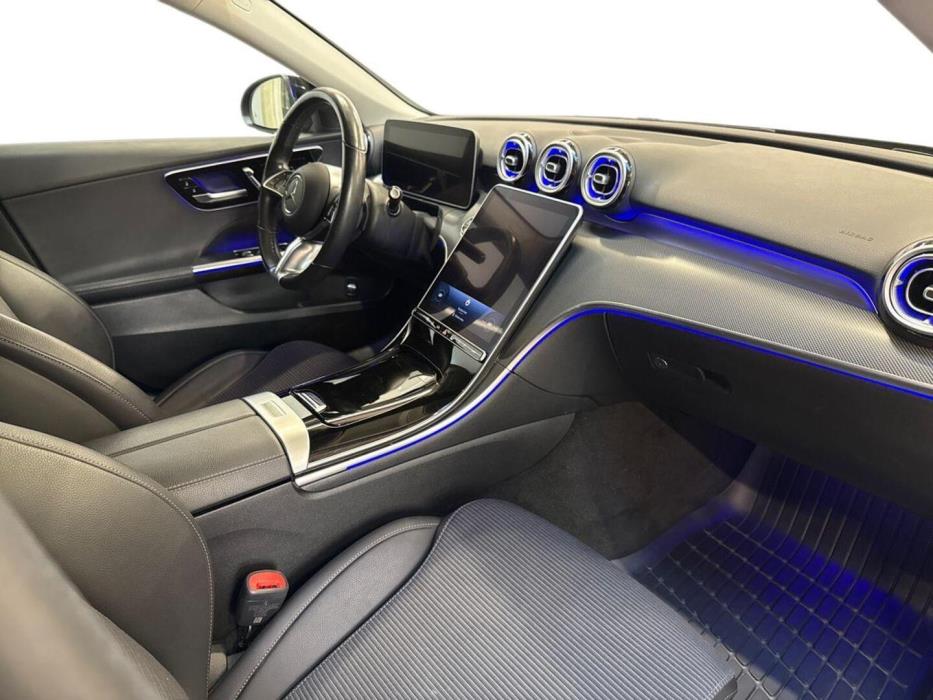 MERCEDES-BENZ C 2023