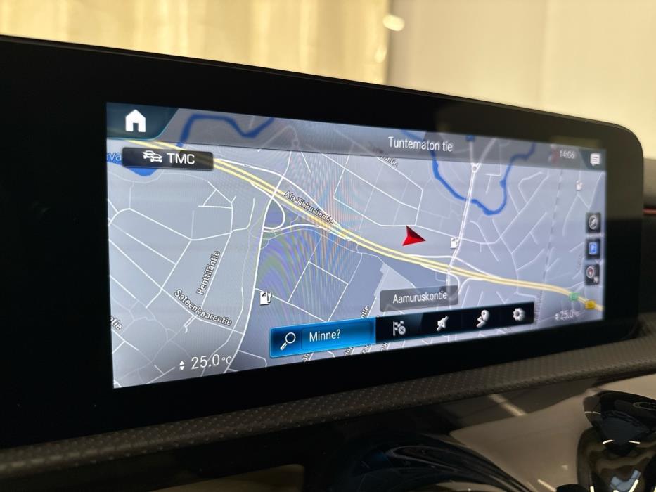 MERCEDES-BENZ A 2021