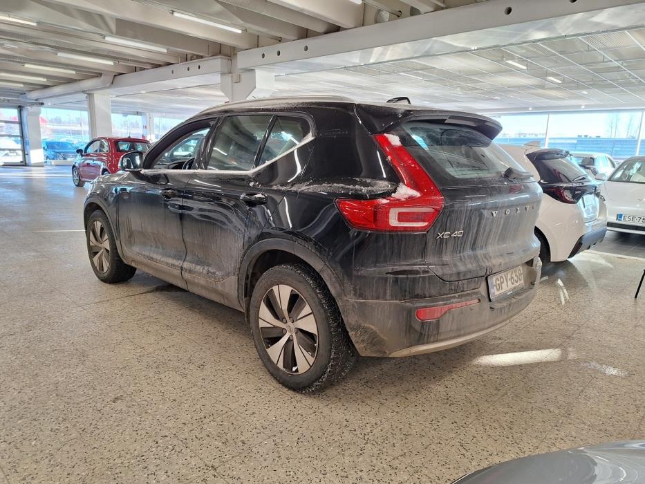 VOLVO XC40 2021