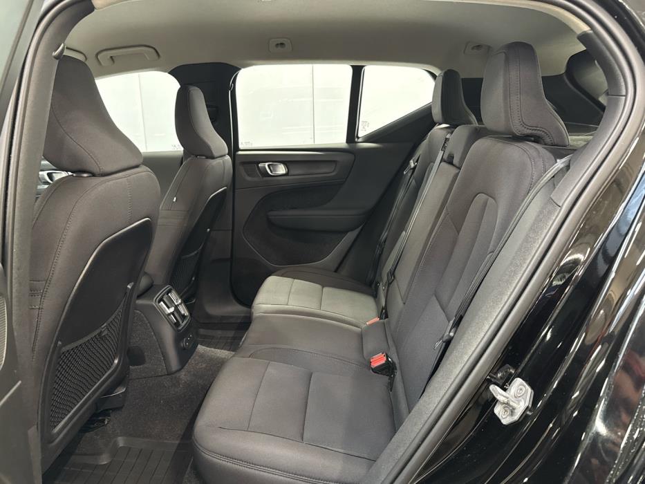 VOLVO XC40 2021