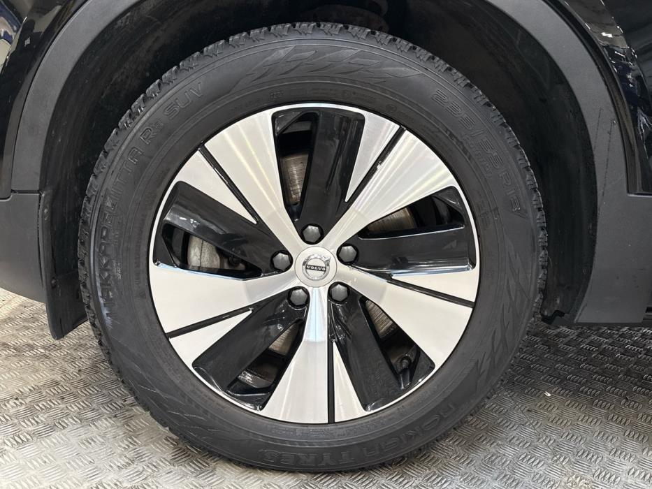 VOLVO XC40 2021