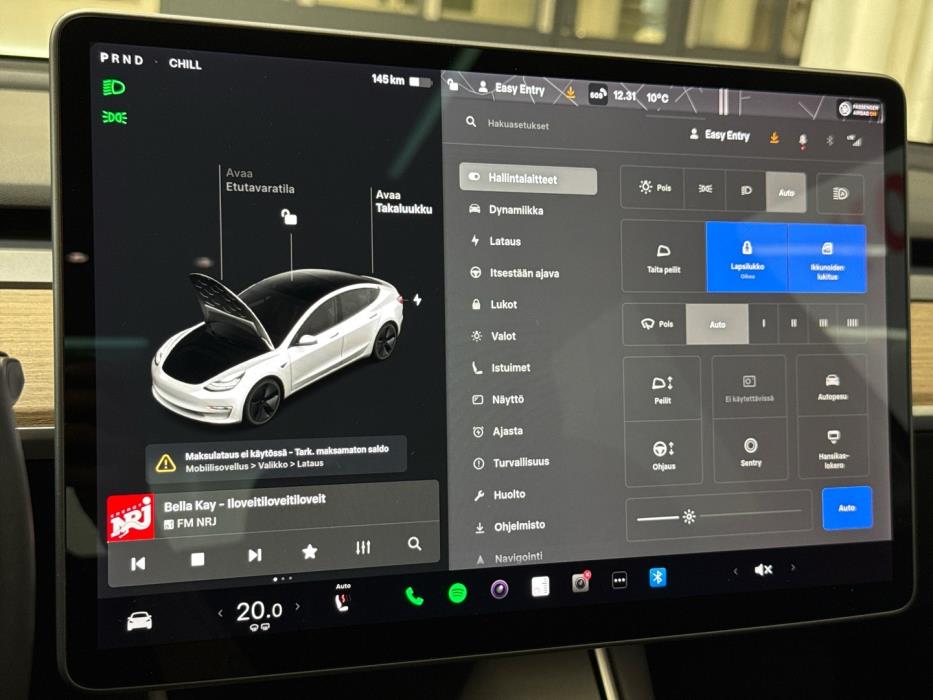 TESLA Model 3 2019