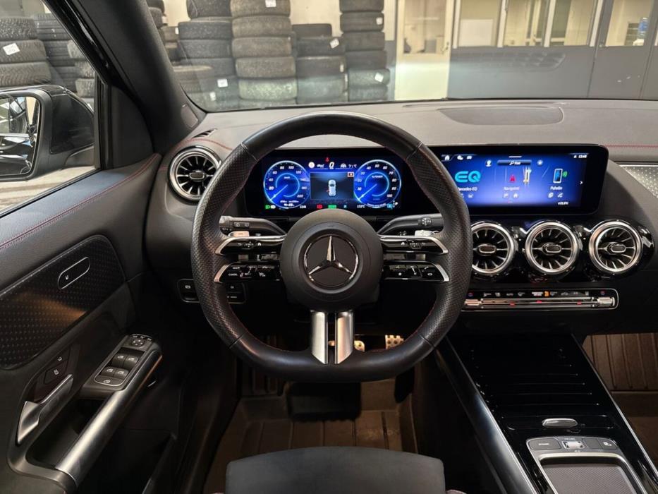 MERCEDES-BENZ EQA 2024