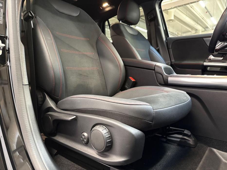 MERCEDES-BENZ EQA 2024