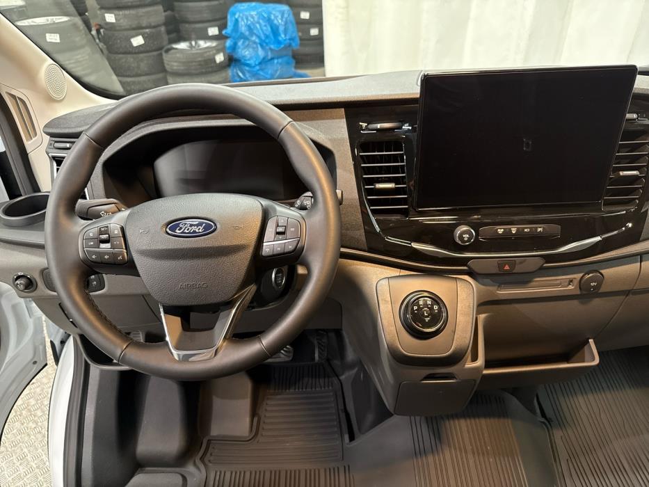FORD Transit 2025