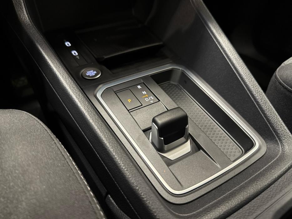 FORD Transit Connect 2025