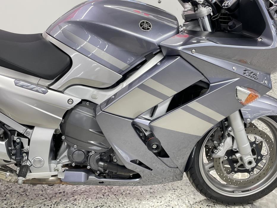 YAMAHA FJR 2007