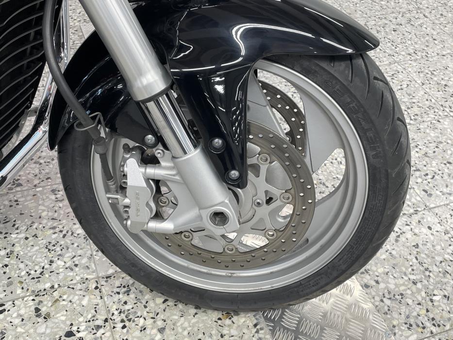 SUZUKI INTRUDER 2008