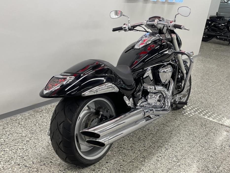 SUZUKI INTRUDER 2008