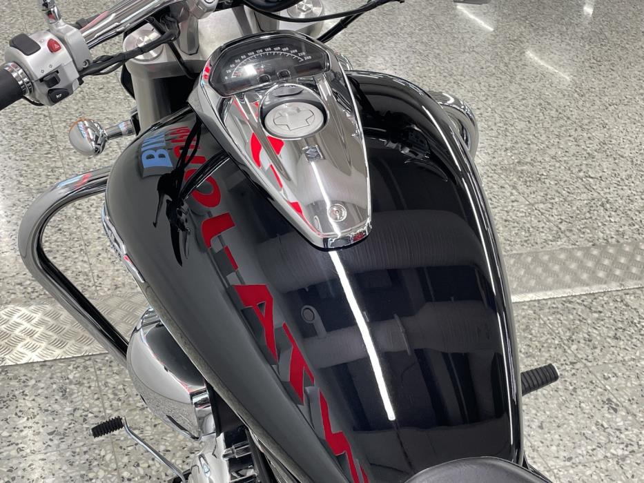 SUZUKI INTRUDER 2008