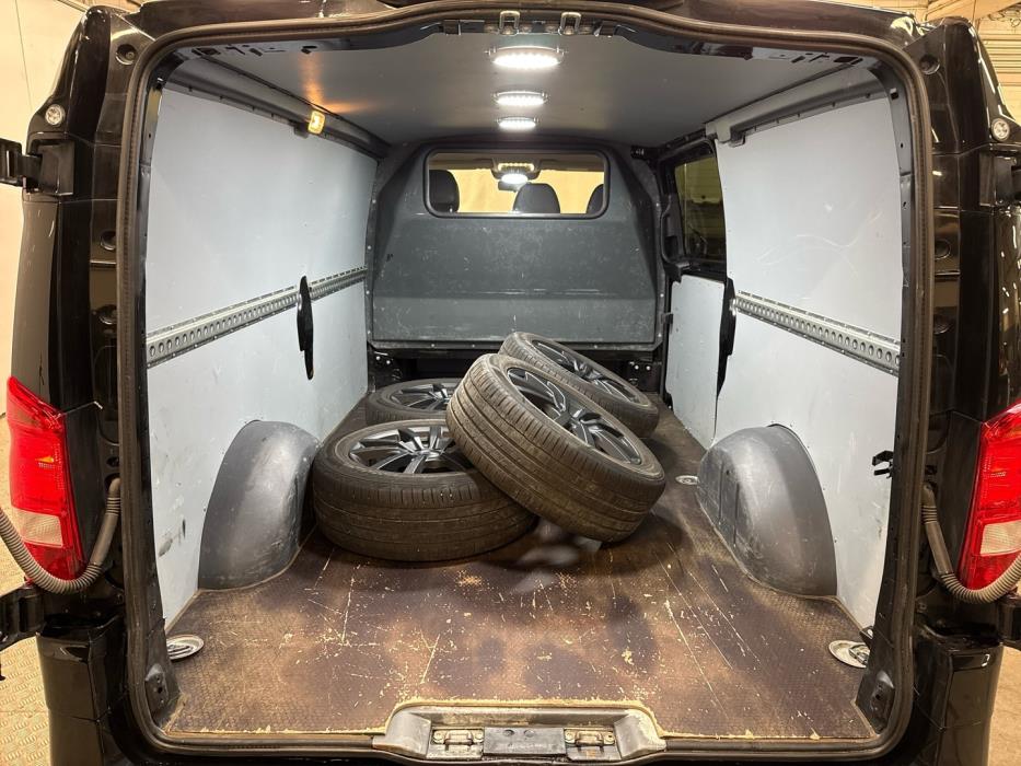 MERCEDES-BENZ Vito 2021