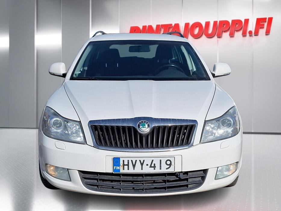 SKODA Octavia 2011