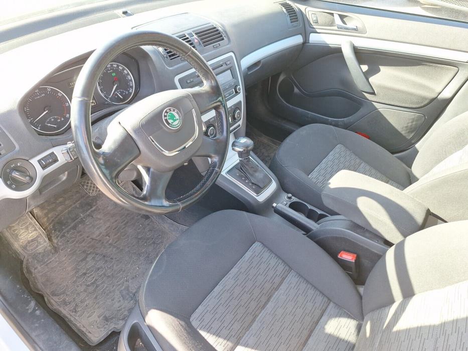 SKODA Octavia 2011
