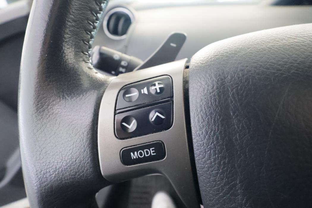 TOYOTA Yaris 2009