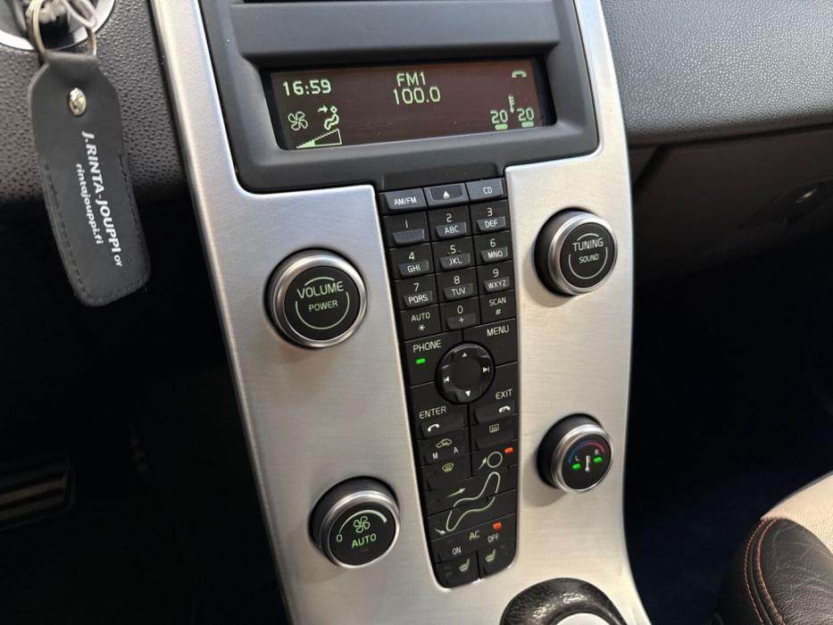 VOLVO S40 2011