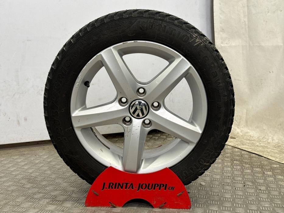 VOLKSWAGEN Passat 2013