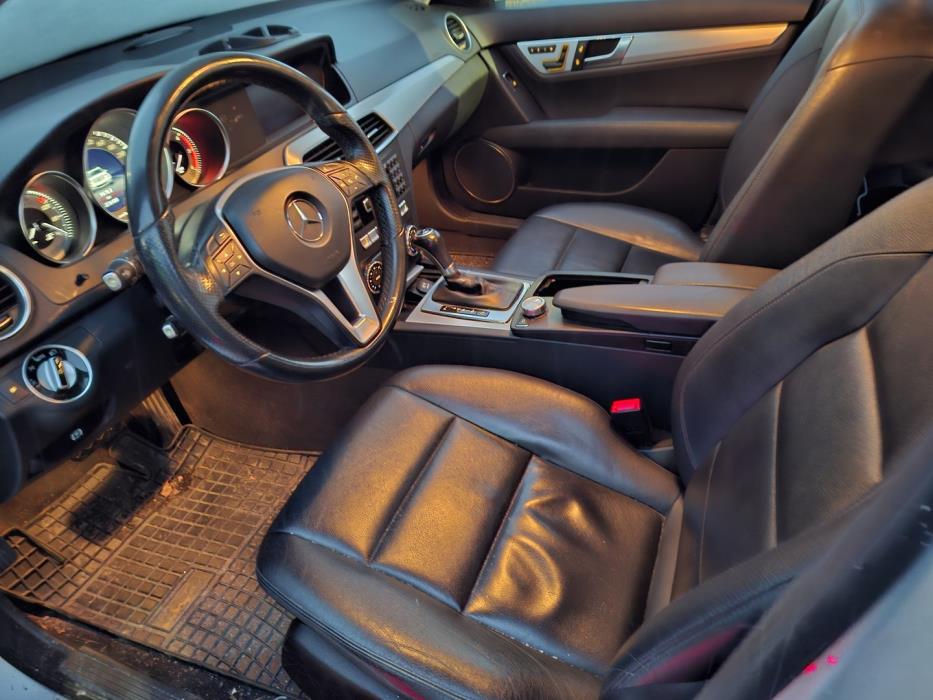 MERCEDES-BENZ C 2014