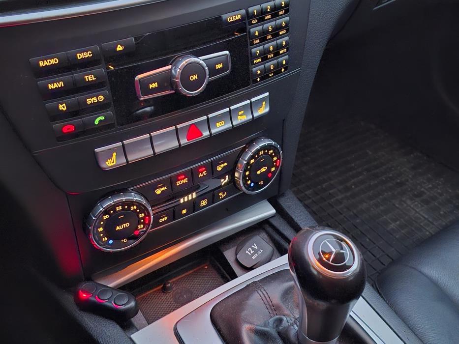 MERCEDES-BENZ C 2014