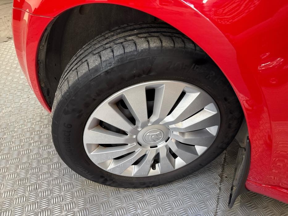 SKODA Octavia 2014