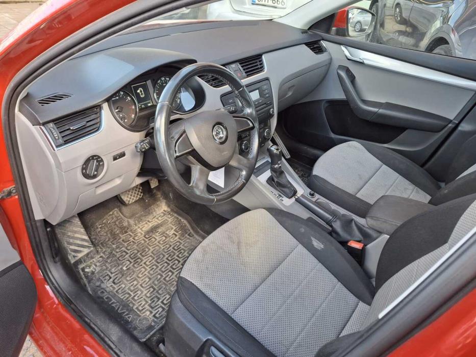 SKODA Octavia 2014