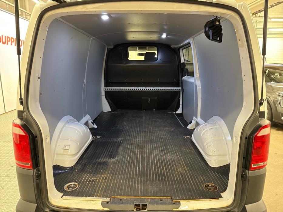 VOLKSWAGEN Transporter 2018