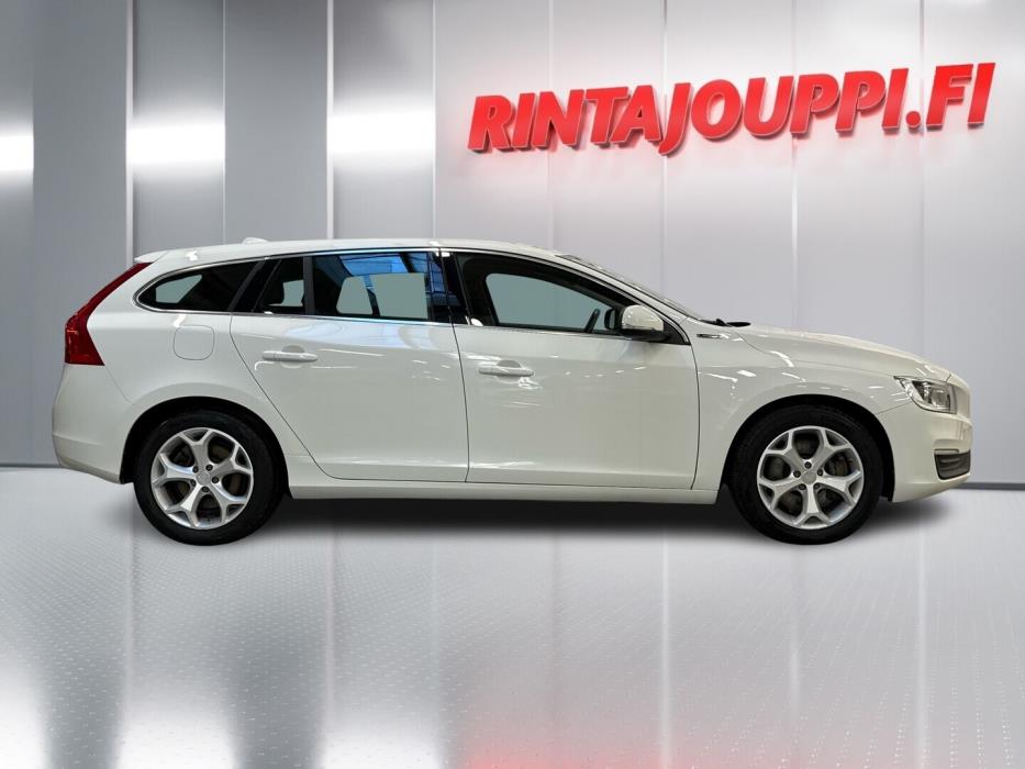 VOLVO V60 2018