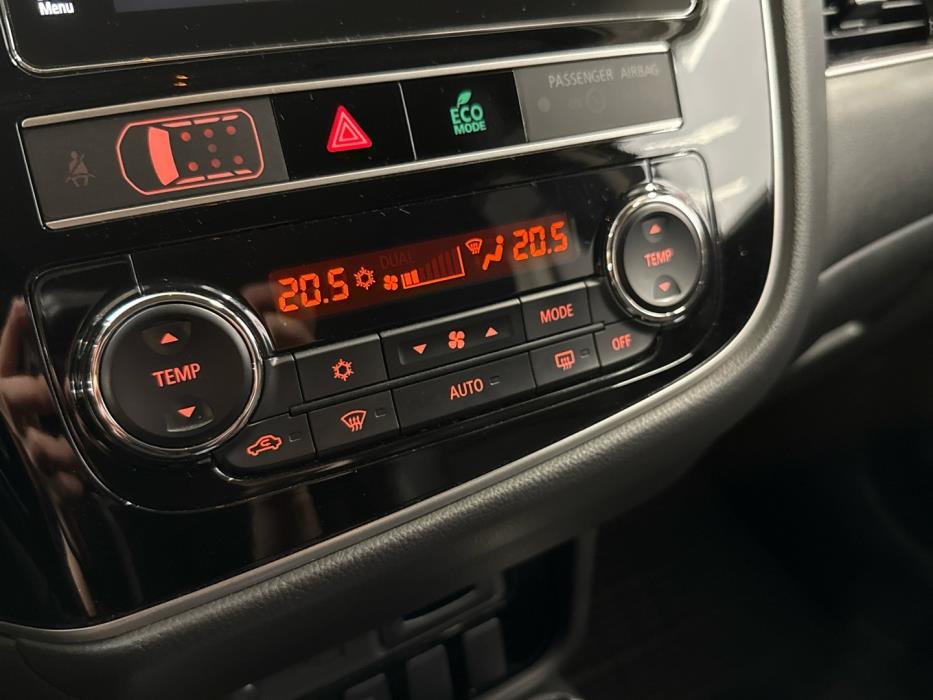 MITSUBISHI Outlander PHEV 2019