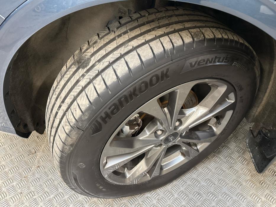 FORD Kuga 2023