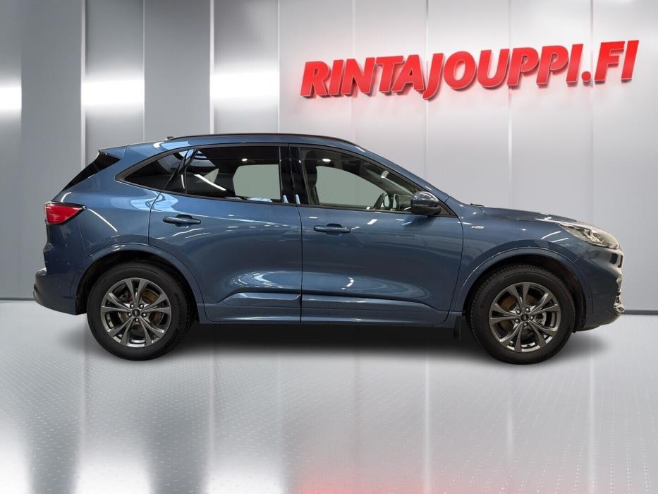FORD Kuga 2023