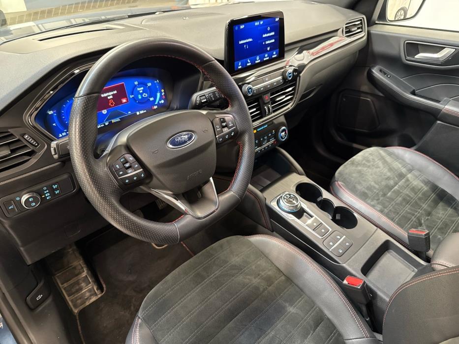 FORD Kuga 2023