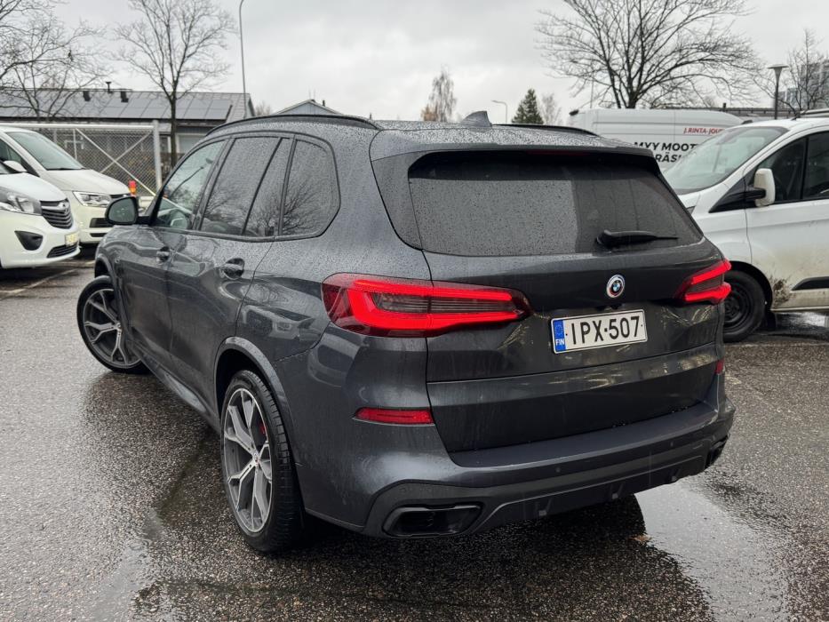 BMW X5 2022