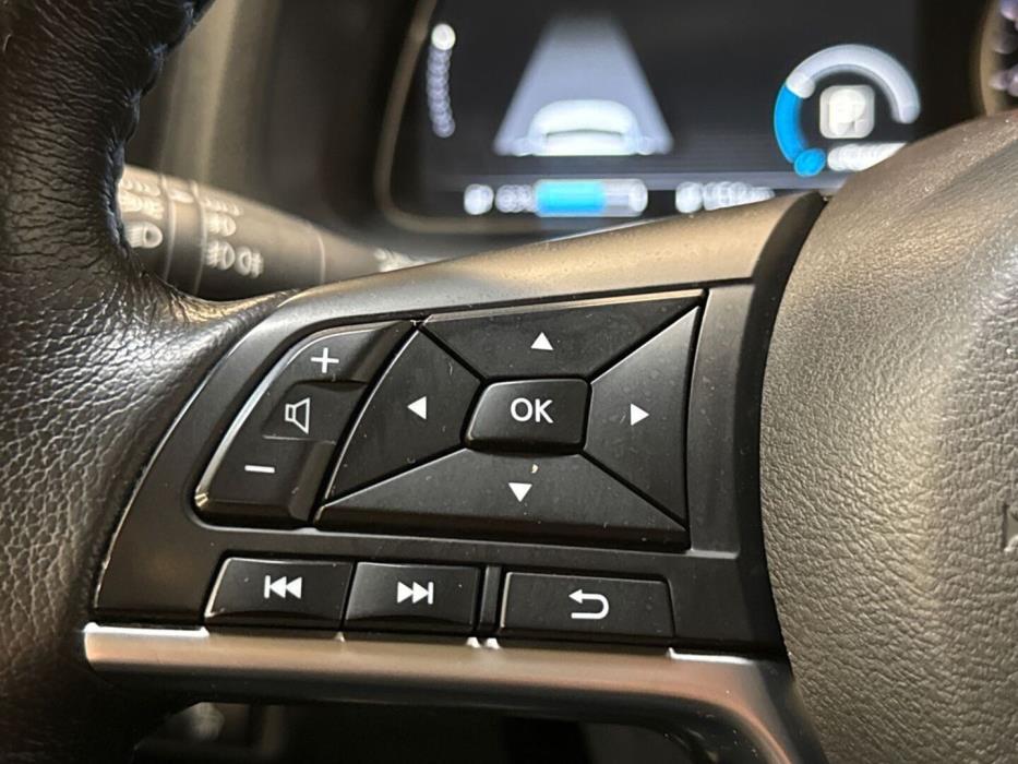 NISSAN Leaf 2020