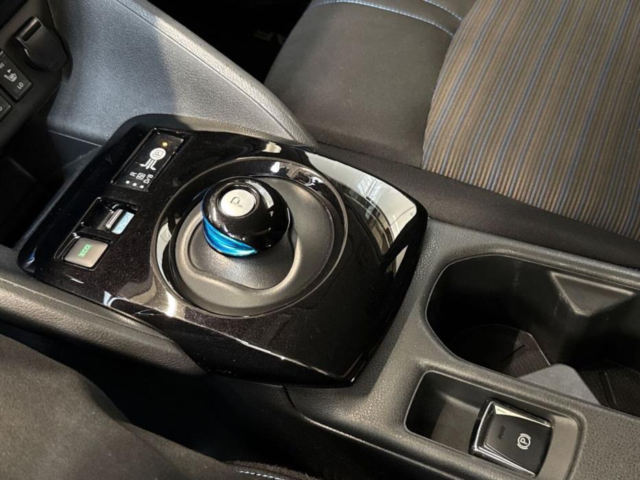 NISSAN Leaf 2020