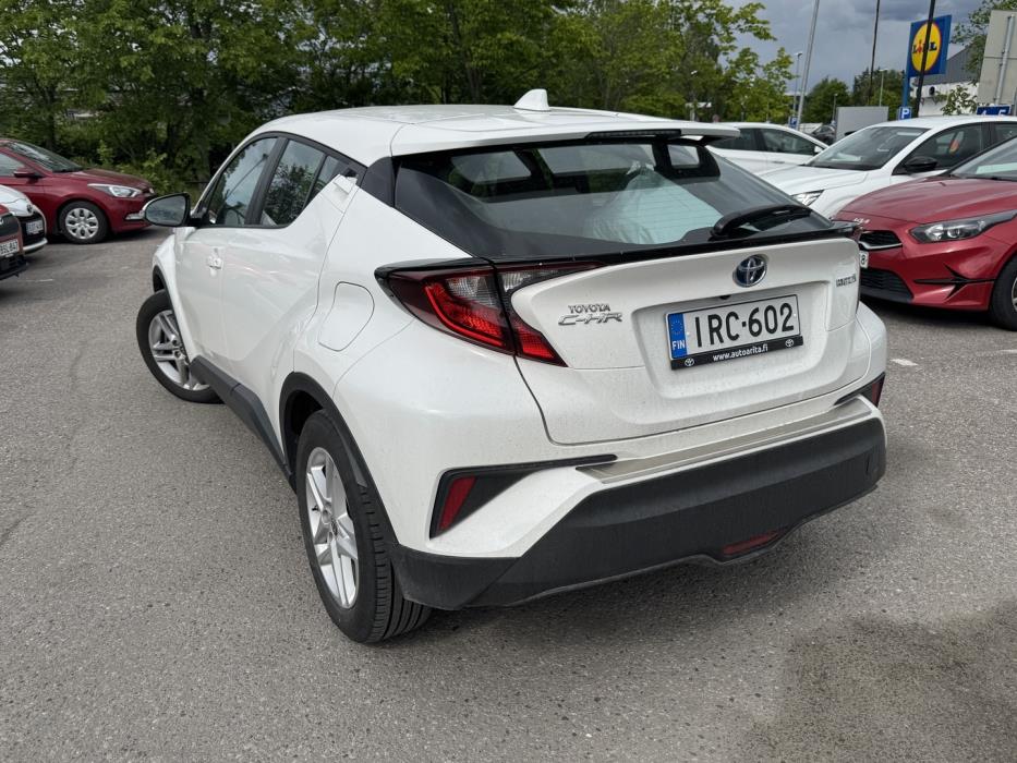 TOYOTA C-HR 2023