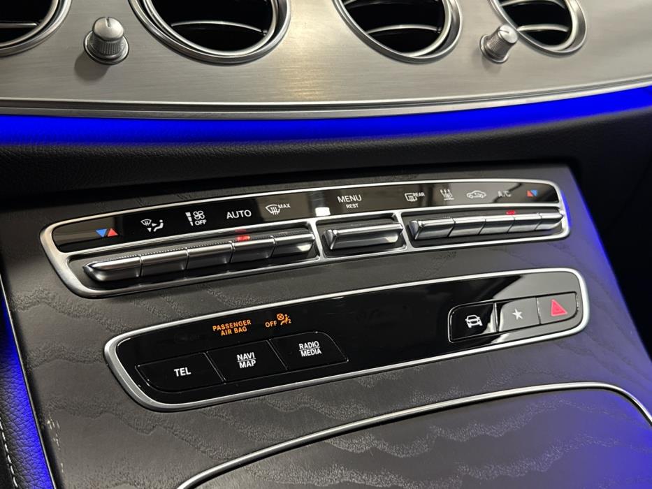 MERCEDES-BENZ E 2021