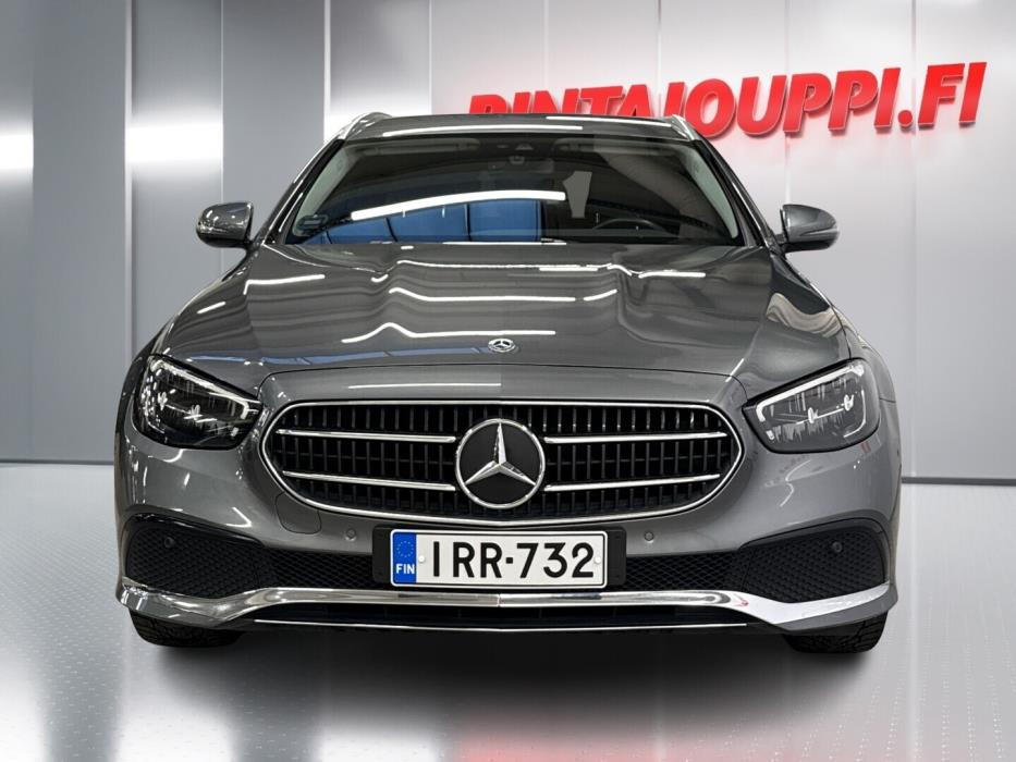 MERCEDES-BENZ E 2021