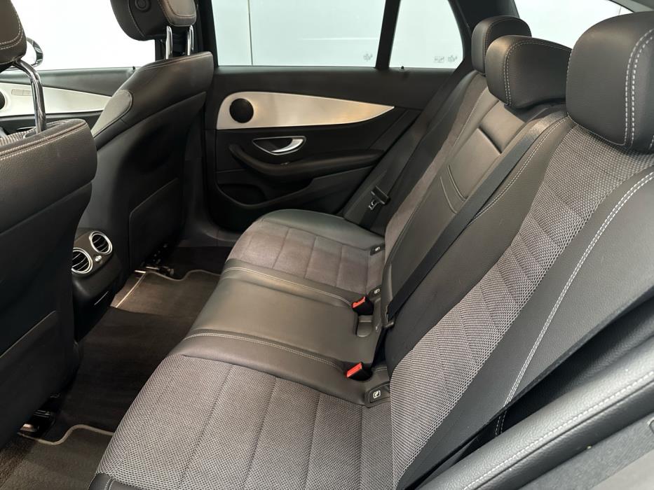 MERCEDES-BENZ E 2021