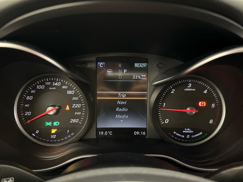 MERCEDES-BENZ C 2016